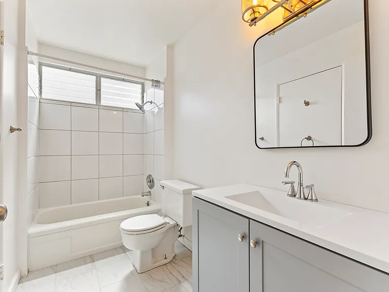 7247 Alakoko St — Photo 19