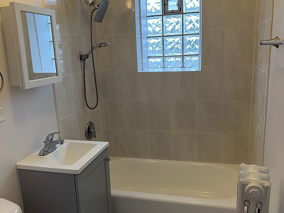 5th image of 4033 W Gladys Ave