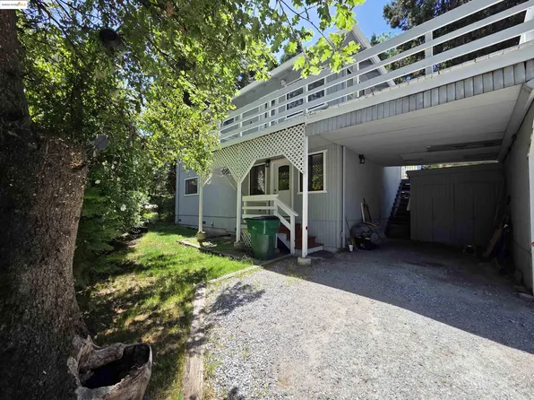 16581 S Creekside Dr, Sonora, CA 95370