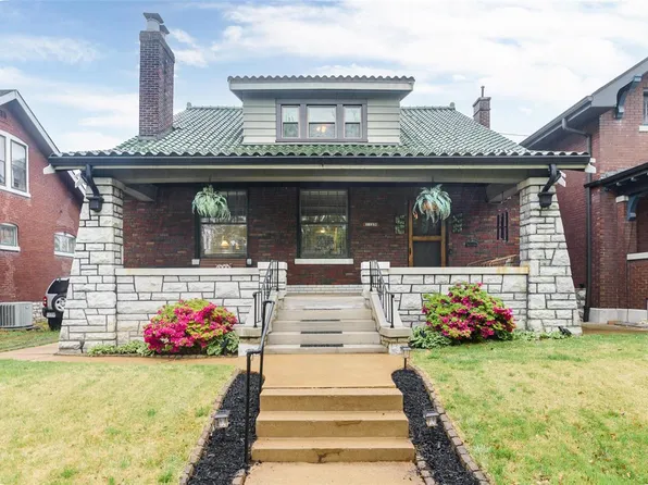1129 Bellerive Blvd, Saint Louis, MO 63111