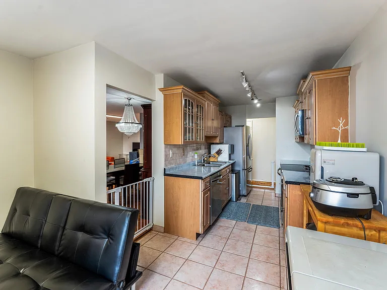 300 Winston Dr #318 — Photo 12
