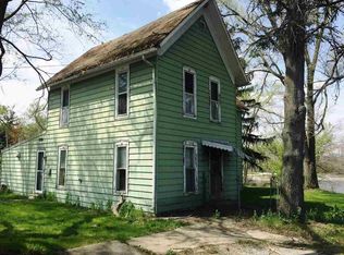 120 N Kelly St, Rome City, IN 46784