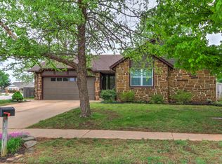 5724 S Elm Ave, Broken Arrow, OK 74011
