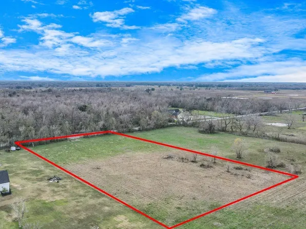 1402 County Road 34, Angleton, TX 77515