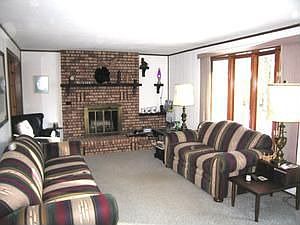 3rd image of 186 Beaver Shores Dr