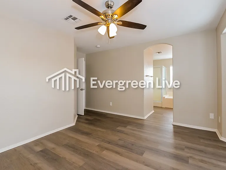 1801 W Calle Guadalajara — Photo 15