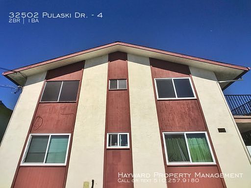 1st image of 32502 Pulaski Dr APT 4