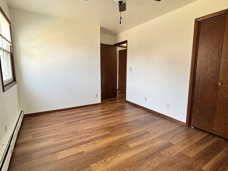 1044 W 10th Ave #A — Photo 10