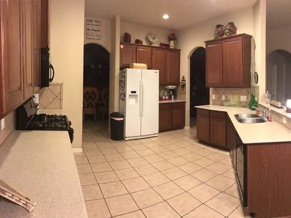 7208 Valentine Ln, Pearland, TX 77584