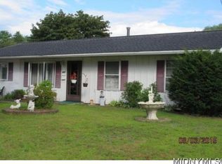 422 Williamsburg Rd, Utica, NY 13502