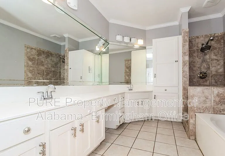 1135 Berwick Rd — Photo 10