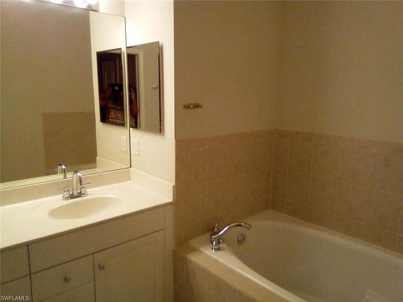 5th image of 7854 Sanctuary Cir #100-2