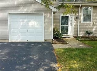 219 Buckingham Way, Somerset, NJ 08873
