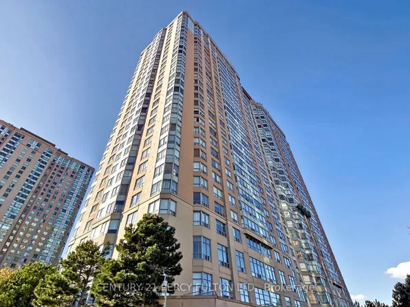 88 Corporate Dr #2005, Toronto, ON M1H 3G6