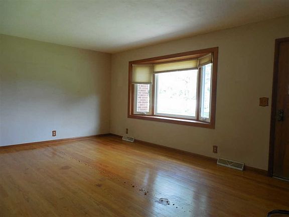 4th image of 1057 Timothy Dr