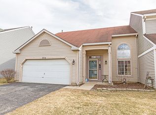 770 Dogwood Ln, Lake In The Hills, IL 60156