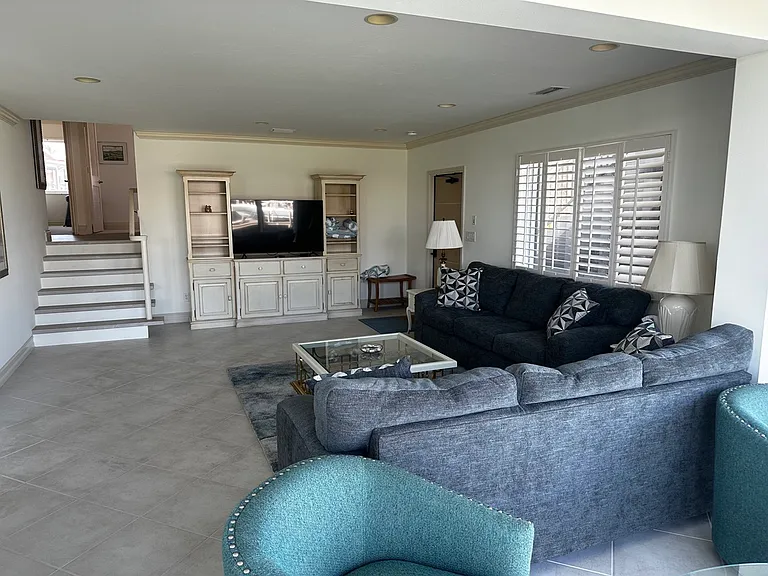 2226 Gulf Shore Blvd N #P3 — Photo 22