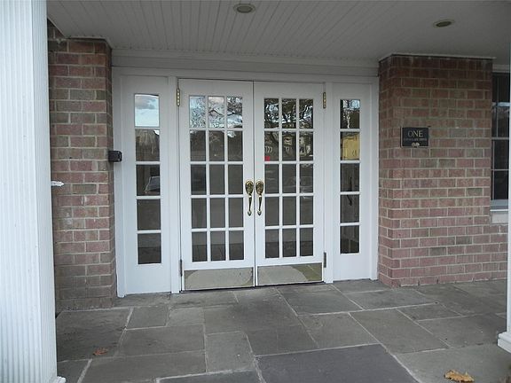 2nd image of 1 Consulate Dr #O