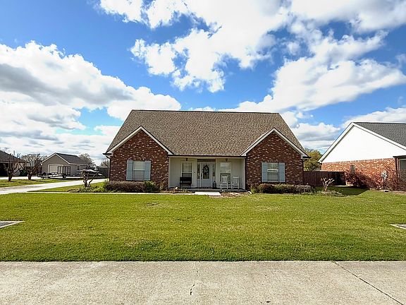 2nd image of 210 Kleinpeter Dr