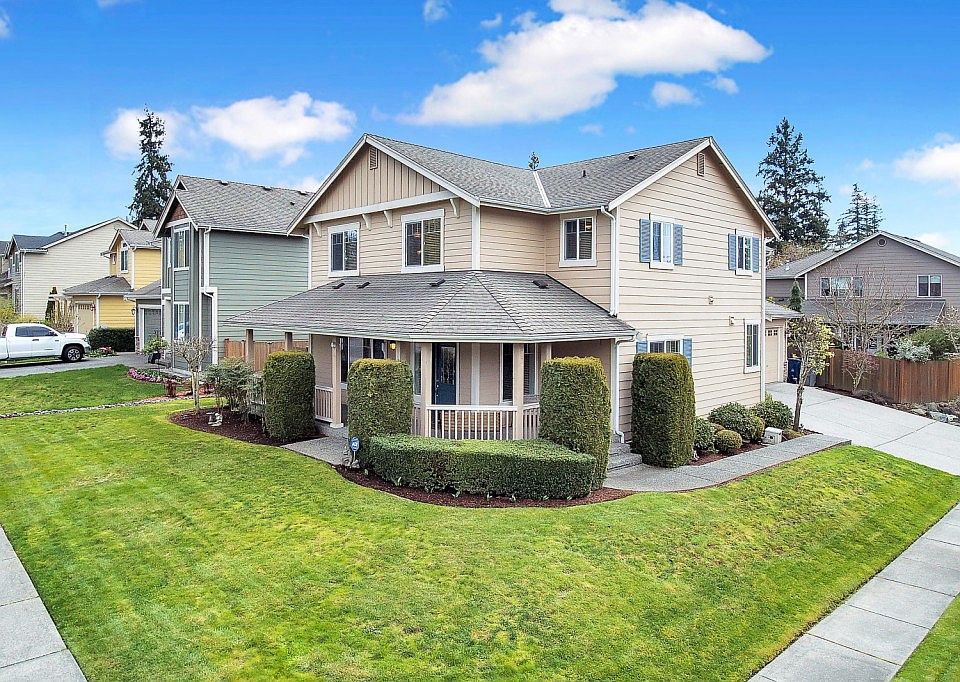 1st image of 20215 10th Ave W