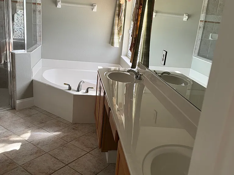 6623 Lake Pembroke Pl — Photo 9