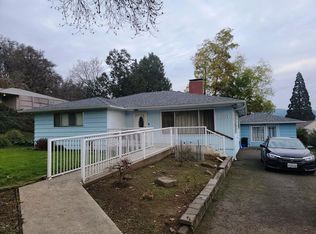 1851 NW Dogwood St, Roseburg, OR