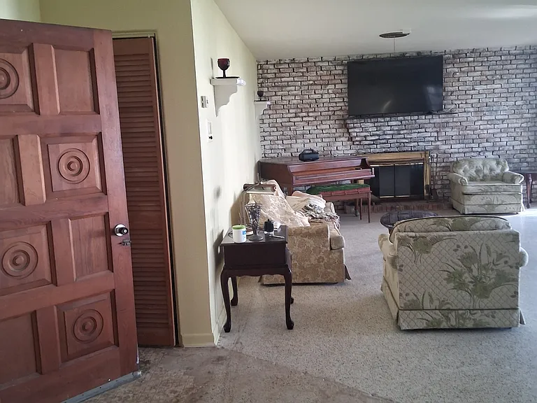 Riveredge Dr — Photo 4