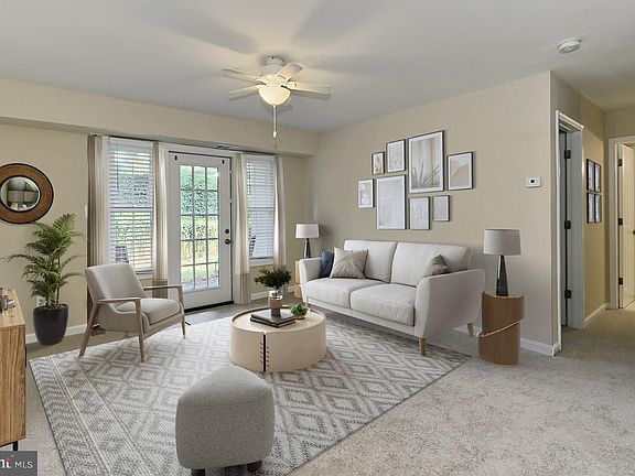 3rd image of 5900 Surrey Hill Pl Unit 698