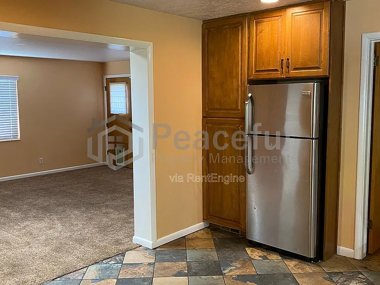 2250 Bryan Cir — Photo 9