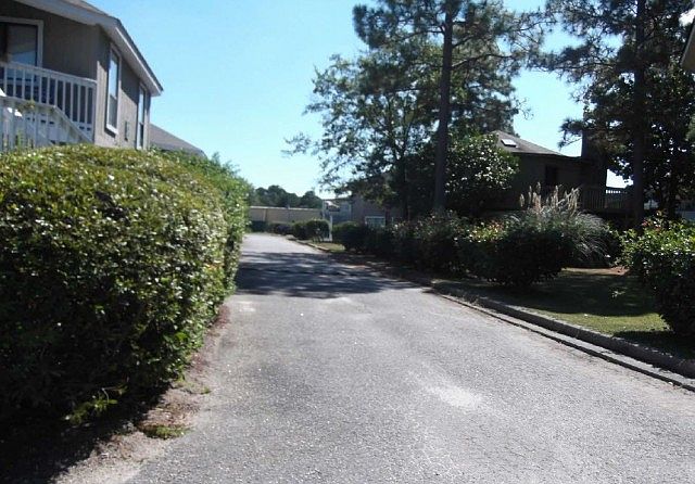 2nd image of 412 Tree Top Ct