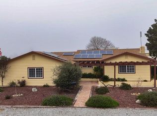 2104 W Magnolia Ave, Caruthers, CA 93609