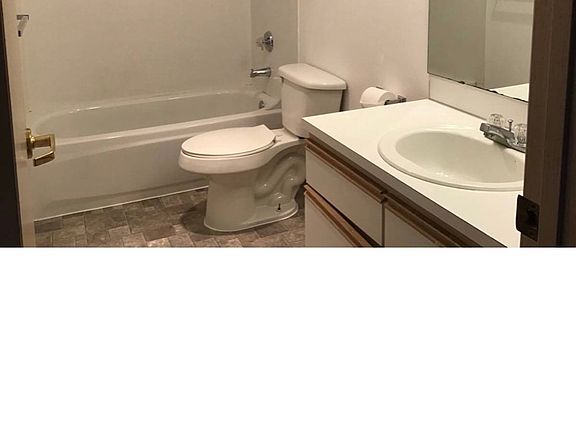 5th image of 12520 Greenwood Ave N APT 104