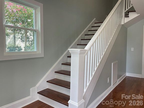 5th image of 200 E White St