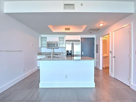 3rd image of 888 Biscayne Blvd APT 2410