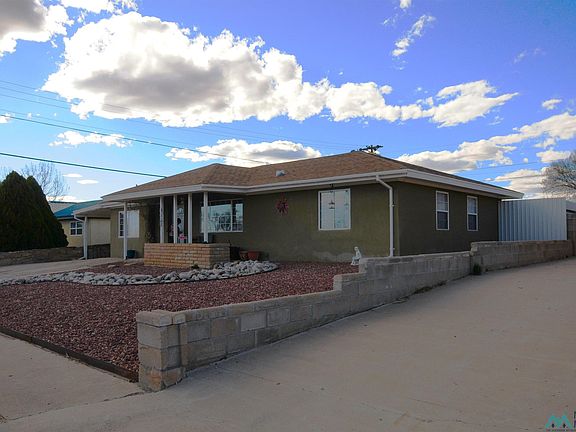 3rd image of 1400 Chaco Ave