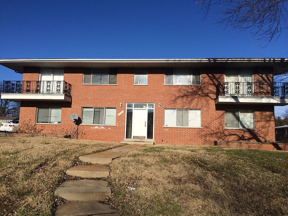 1st image of 2365 Chaucer Ave APT 3