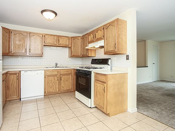 4th image of 1103 Tobey Ct #1103