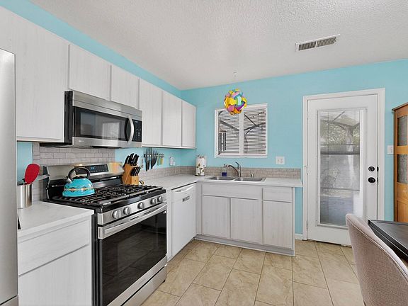 5th image of 10724 Chilili Dr NW