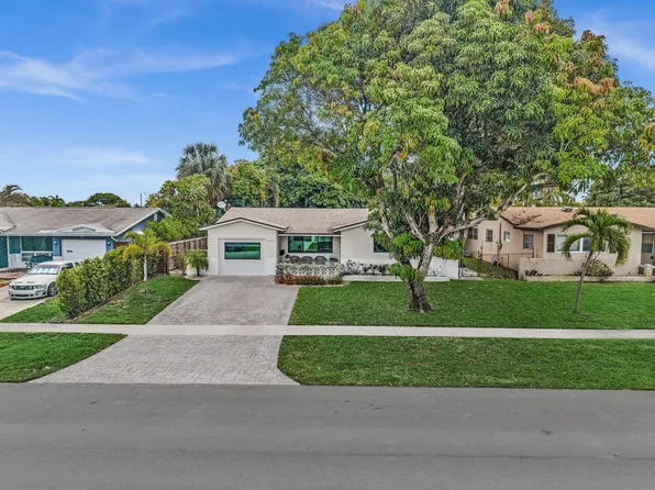 2001 N 52ND Avenue, Hollywood, FL 33021