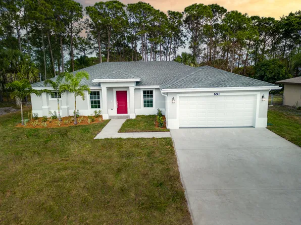1284 SE Nancy Lane, Port St Lucie, FL 34983