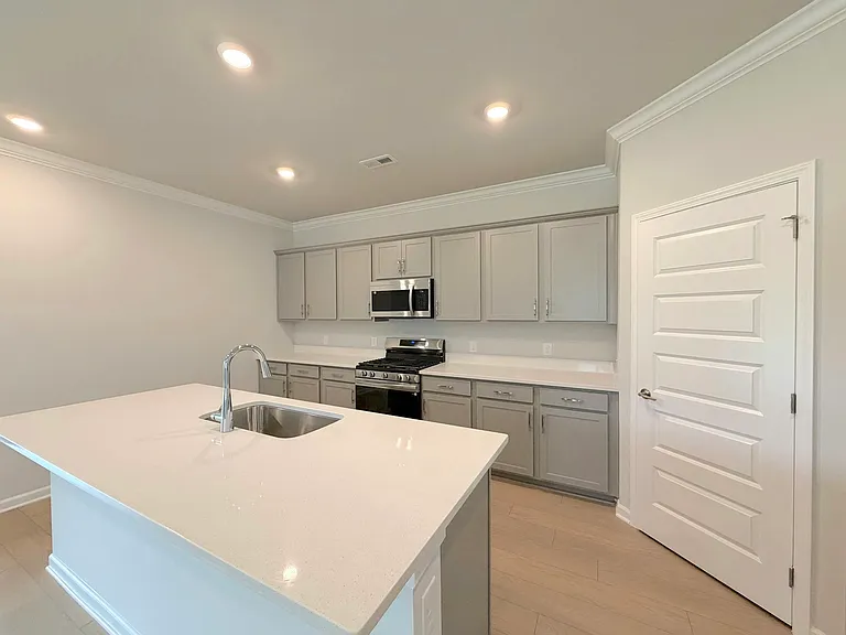 131 Clift Creek Dr — Photo 12