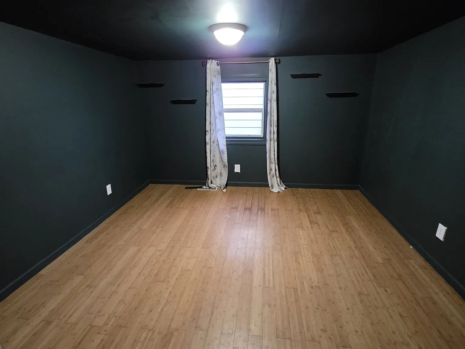 2 bed, 1086 sqft, $2,150 — Photo 3