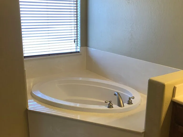 1216 Mosher Ln — Photo 24