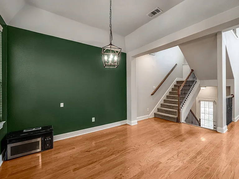 5836 La Vista Dr — Photo 13