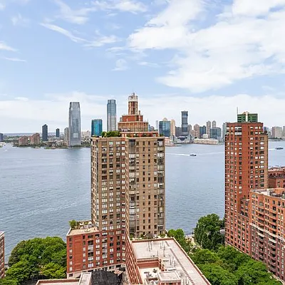 Sold by Douglas Elliman | media 30