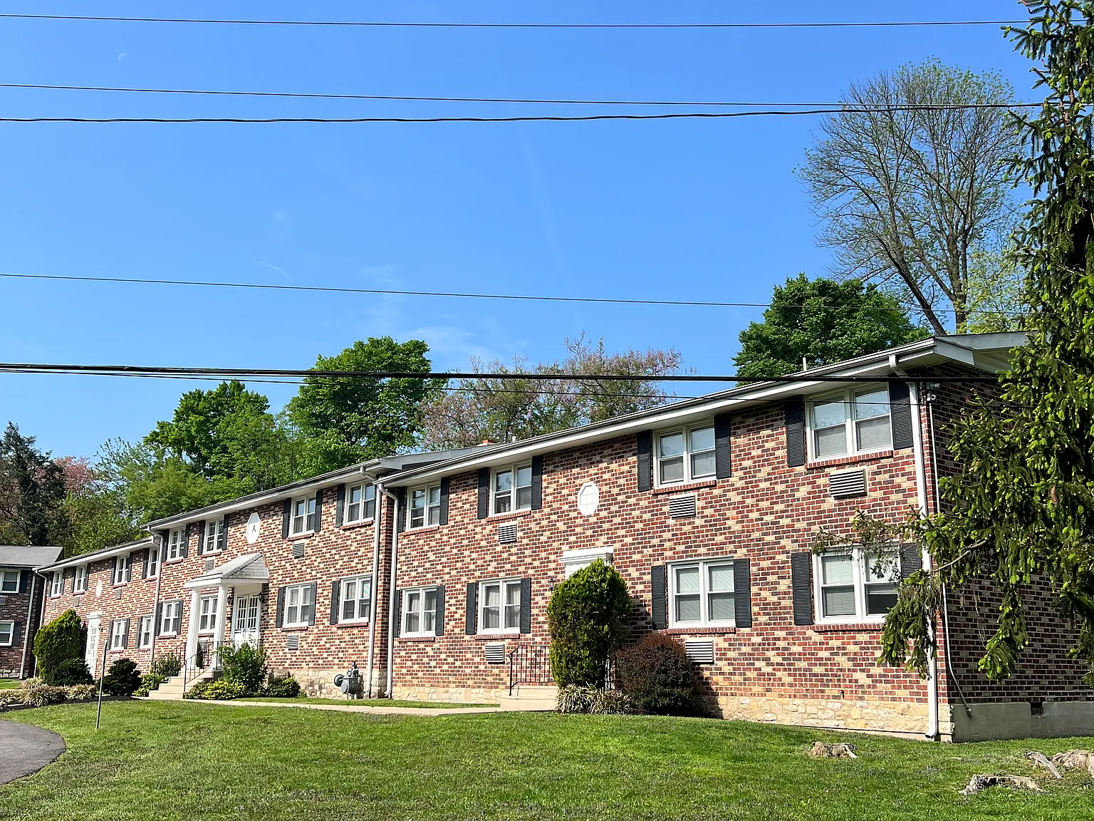 2 bed, $1,600 — Photo 2