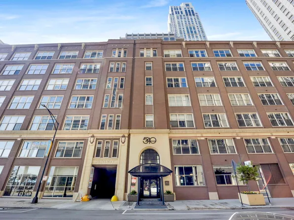 540 N Lake Shore Dr APT 603, Chicago, IL 60611