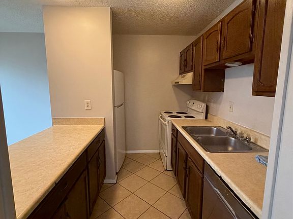 4th image of 2218 Wind Trace Cir SW APT C