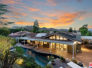 22520 Ballinger St, Chatsworth, CA 91311