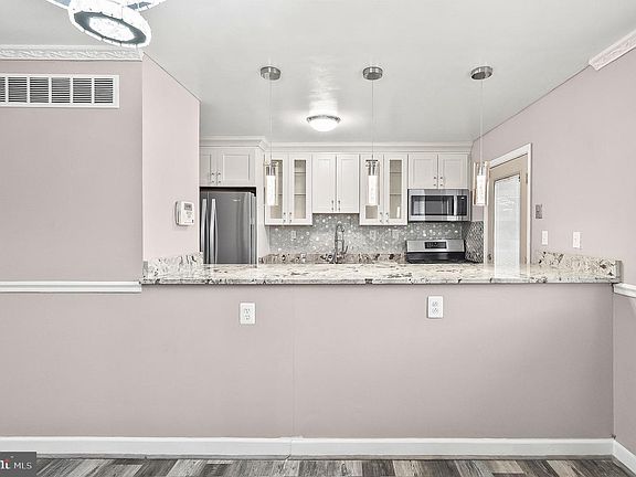 5th image of 6955 Blanche Rd